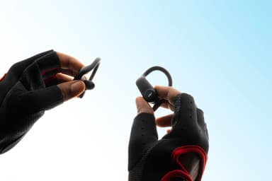 The ZIZO Encore Sport charging case